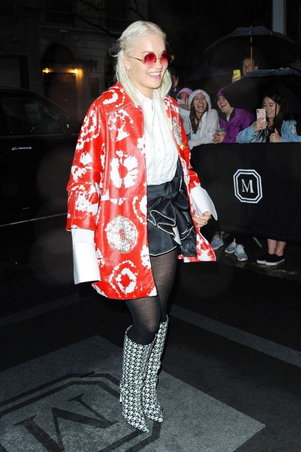 Rita Ora - Heads to her hotel in New York