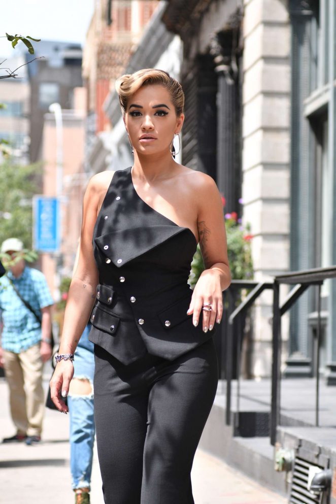 Rita Ora - Leaving her apartment in Manhattan