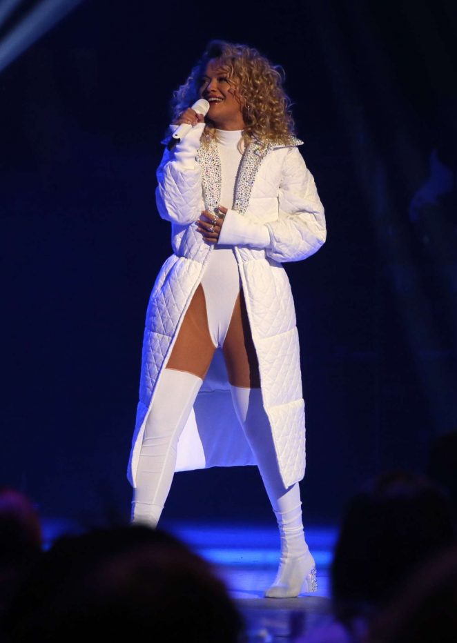 Rita Ora - Performs at 2018 Global Awards in London