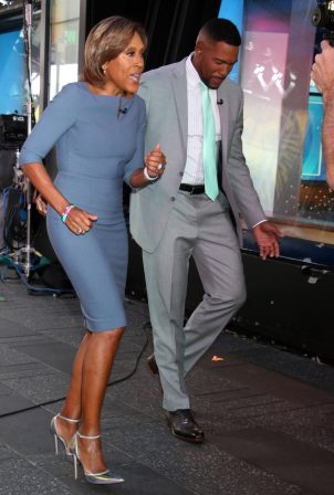 Robin Roberts - On the set of 'Good Morning America' in New York