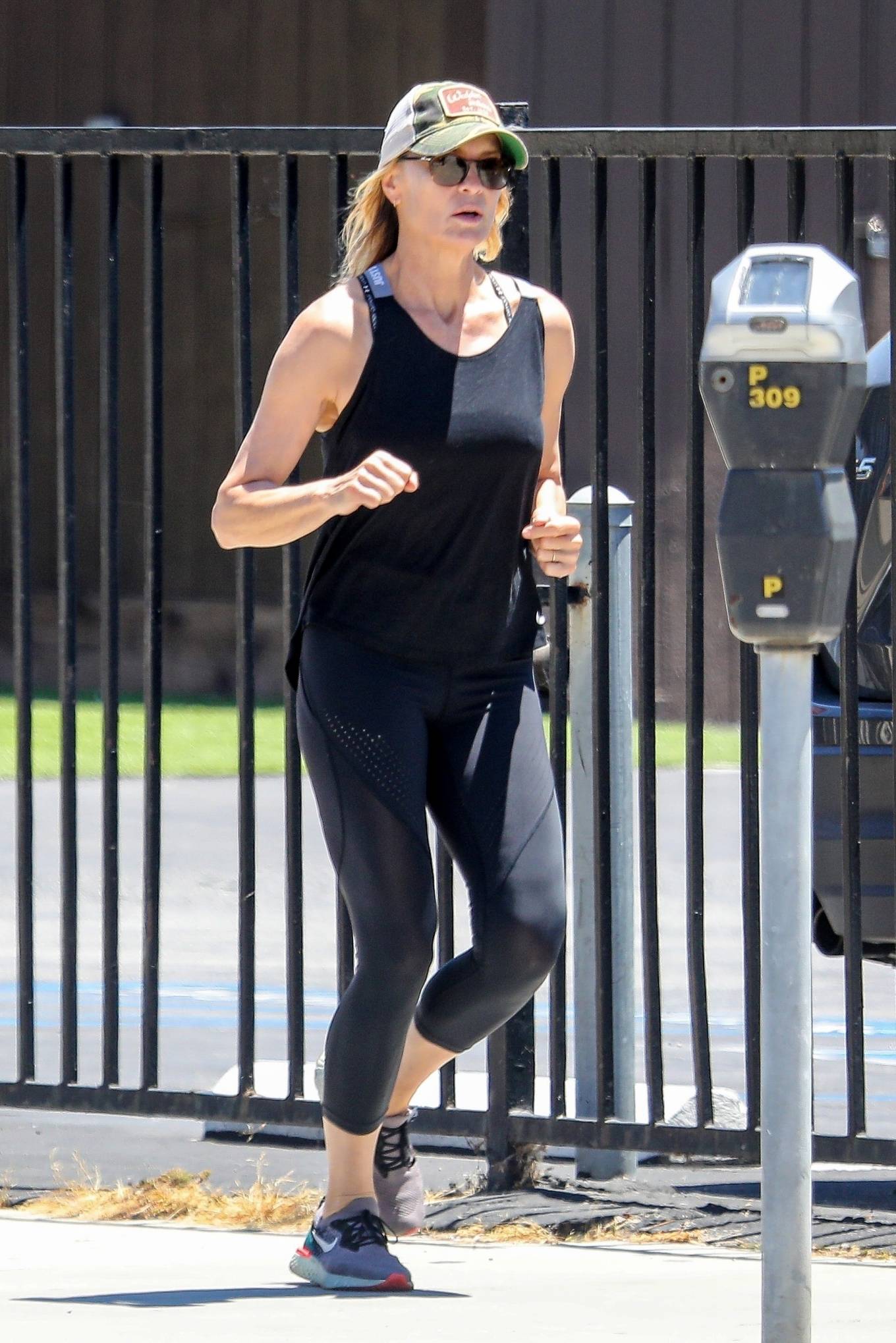 Robin Wright 2020 : Robin Wright – Out for a jog in Santa Monica-21