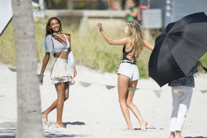 Romee Strijd and Jasmine Tookes Shoot on the beach in Miami