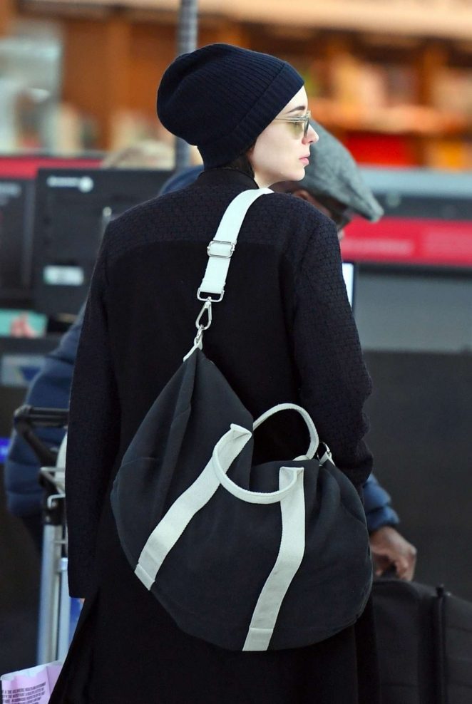 Rooney Mara - Arrives at Heathrow Airport in London