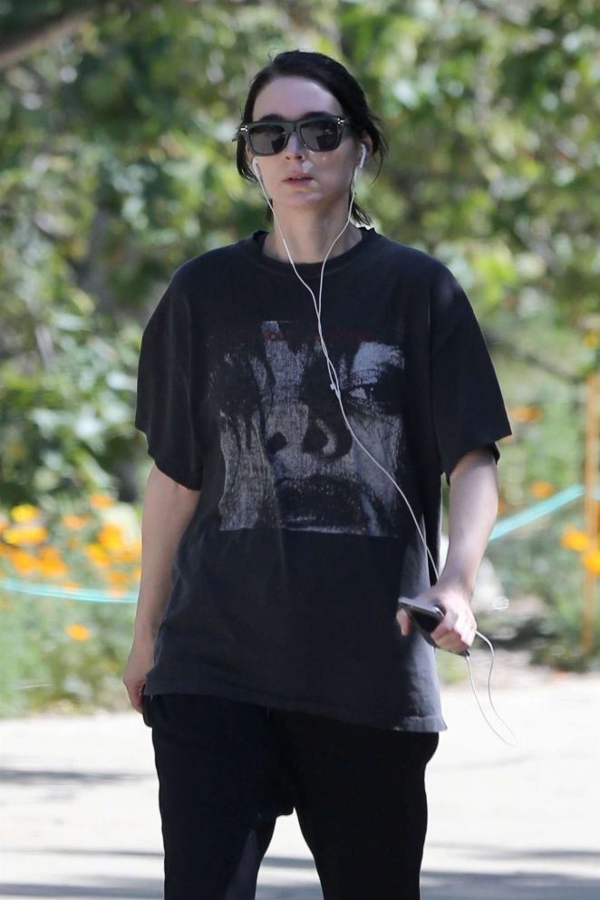 Rooney Mara - Goes for a hike at TreePeople Park in Studio City