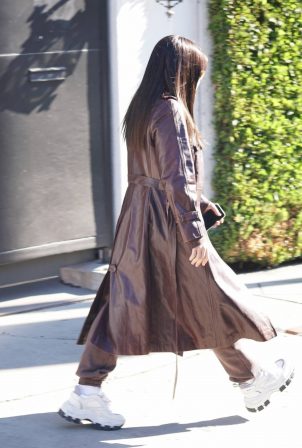 Rosalia - Spotted at a hair salon in Los Angeles