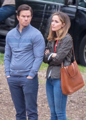 Rose Byrne and Mark Wahlberg on the set of 'Instant Family' in Atlanta