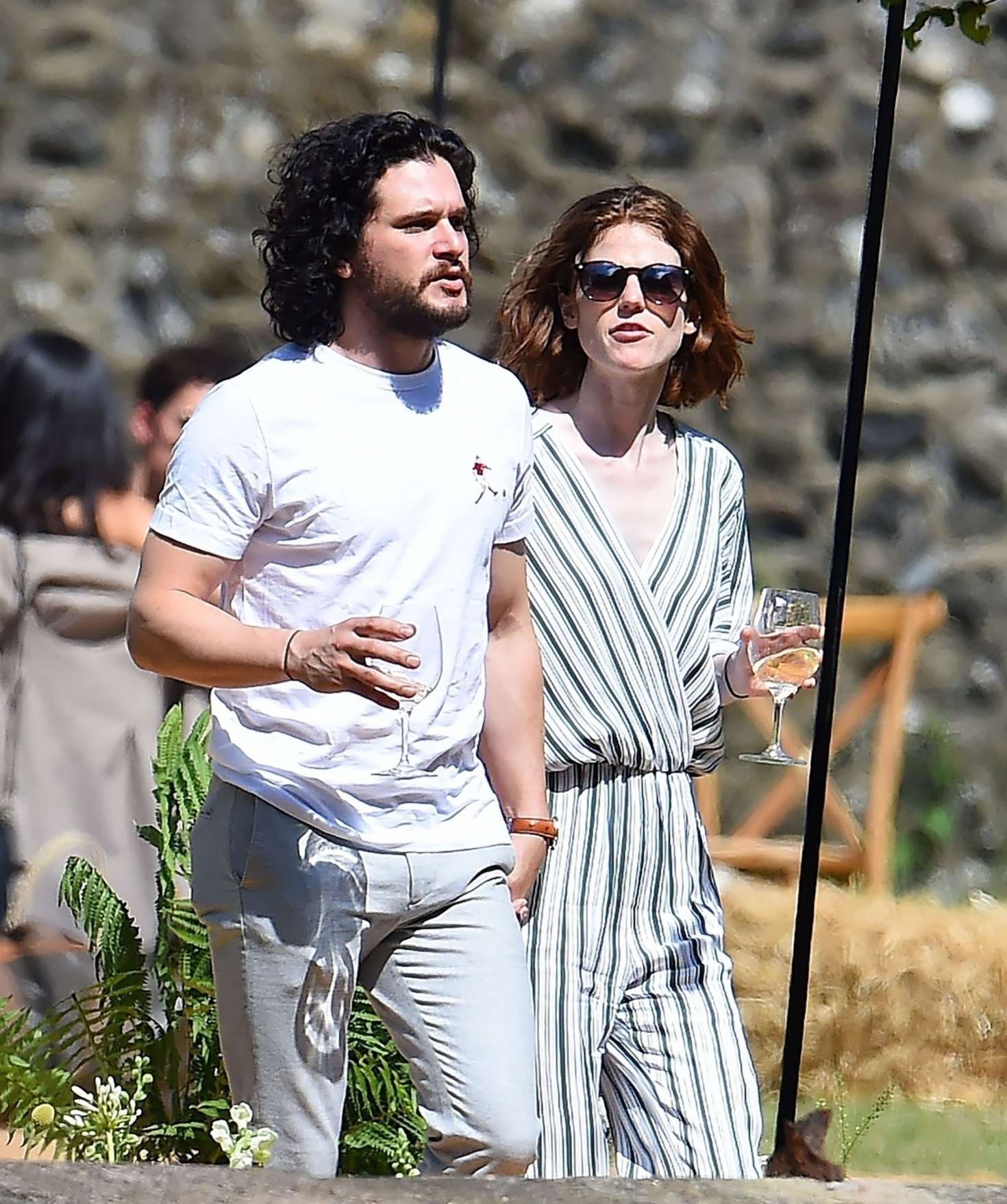 Rose Leslie and Kit Harington – Having lunch at Wardhill Castle in ...