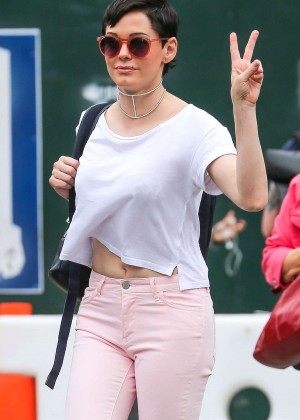 Rose Mcgowan in Pink Jeans Out in New York