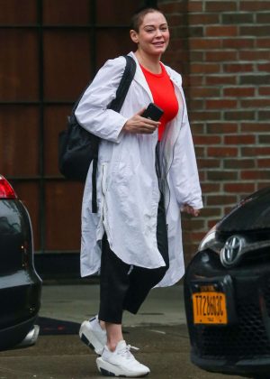 Rose Mcgowan - Leaves Her Hotel in New York