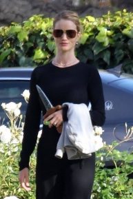 Rosie Huntington-Whiteley - Out for a walk in Beverly Hills