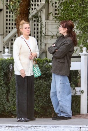 Rumer Willis - Steps out at San Vicente Bungalows with Katey Sagal in West Hollywood