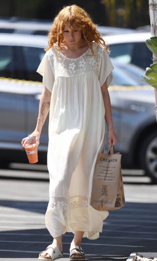 Rumer Willis - Wears a long white laced summer maxi dress in L.A.
