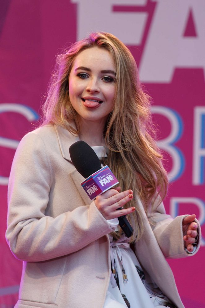 Sabrina Carpenter - Disney Channel's FanFest Event 2016 in Sydney