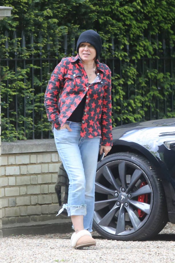 Sadie Frost - Heads to Jude Law's house in London