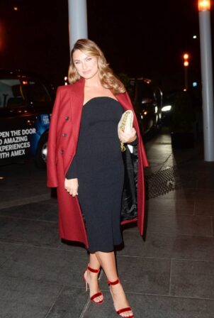 Sam Faiers - Arrives at Westminster Park Plaza in London