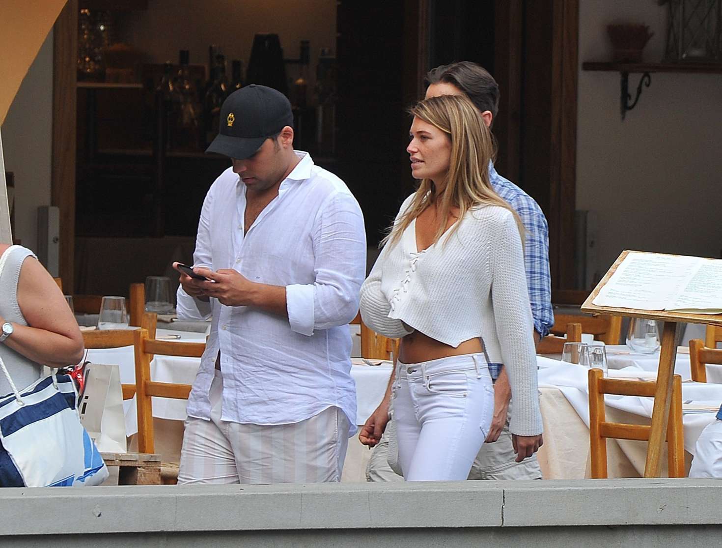 Samantha Hoopes 2017 : Samantha Hoopes out for lunch in Portofino -01