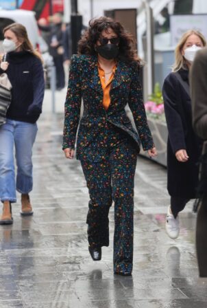 Sandra Oh - Stepping out from Global offices in London