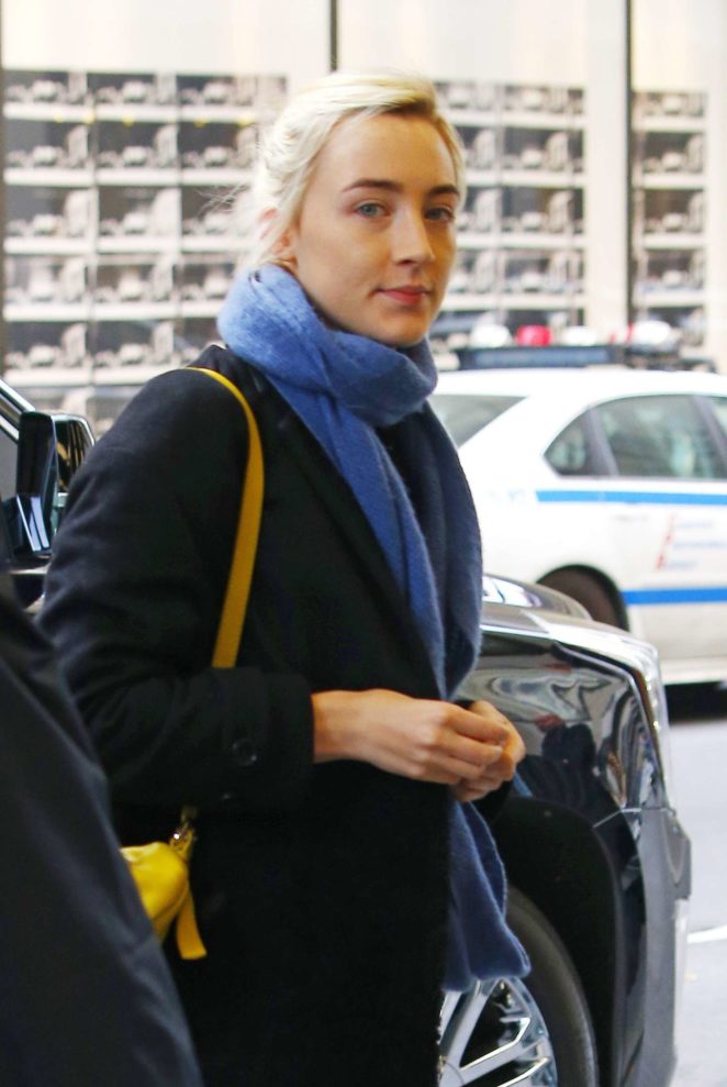 Saoirse Ronan - Arrives for 'Saturday Night Live' rehearsals in NYC
