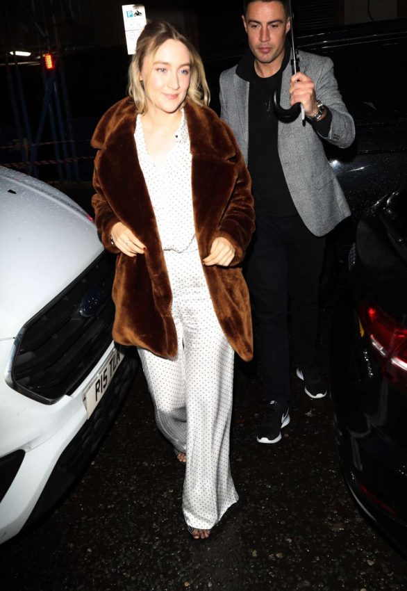 Saoirse Ronan - Arriving at the Zoe Ball Breakfast Show in London