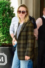 Saoirse Ronan - Leaving her hotel in NYC