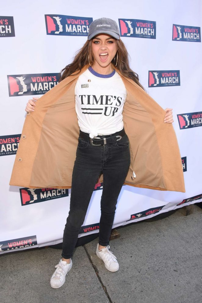 Sarah Hyland - 2018 Women's March in Los Angeles