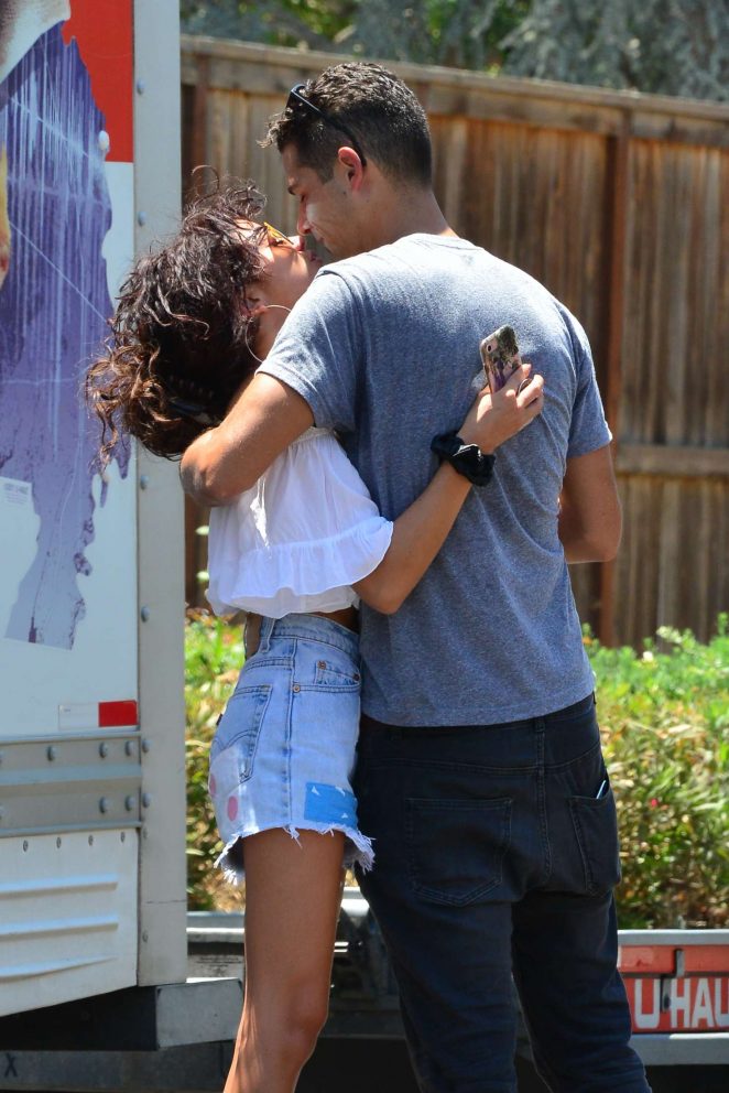 Sarah Hyland and Wells Adams - Share a kiss in Studio City