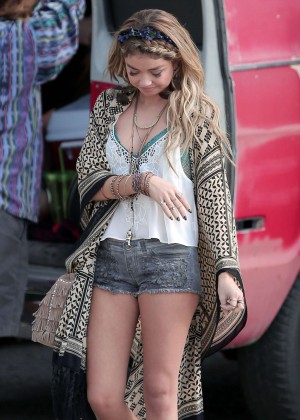 Sarah Hyland in Jeans Shorts on "Modern Family" set in LA