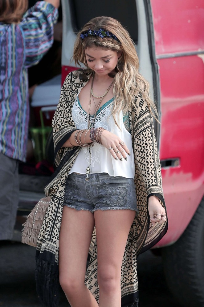 Sarah Hyland in Jeans Shorts on "Modern Family" set in LA