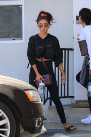Sarah Hyland - Leaves her pilates session in Los Angeles
