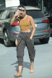 Sarah Hyland - Out  in Los Angeles