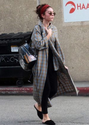 Sarah Hyland - Out in Los Angeles