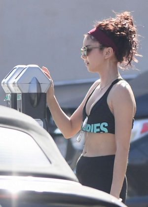 Sarah Hyland - Seen outside a gym in LA