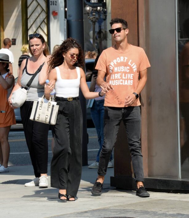 Sarah Hyland - Shopping candids in Beverly Hills