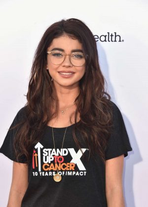 Sarah Hyland - Stand Up To Cancer Live in Los Angeles