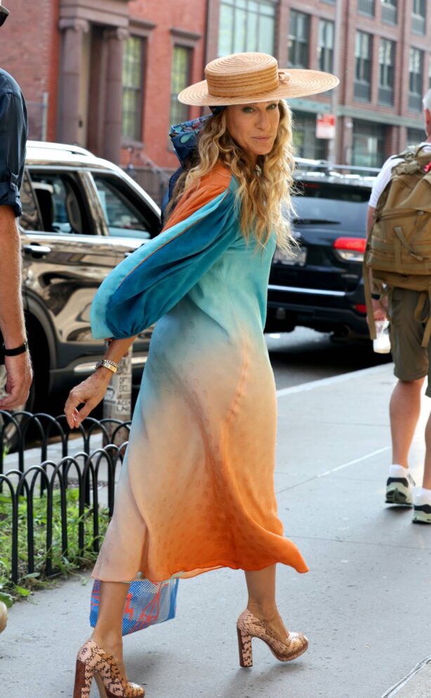 Sarah Jessica Parker - Wearing a stunning dress at the 'And Just Like That' set in Soho