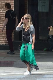 Sarah Michelle Gellar in Green Skirt - Shopping in Los Angeles