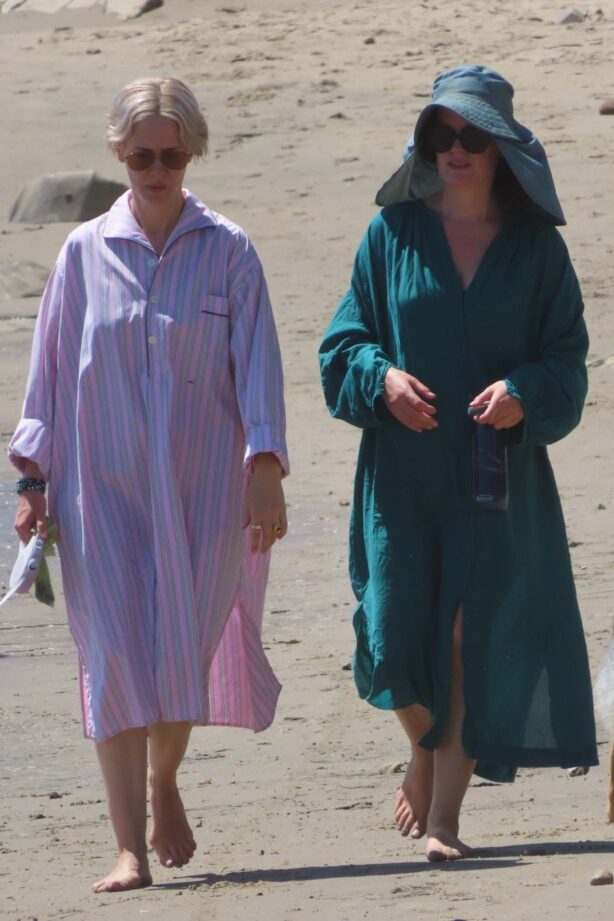 Sarah Paulson - With Elizabeth Reaser at Malibu beach