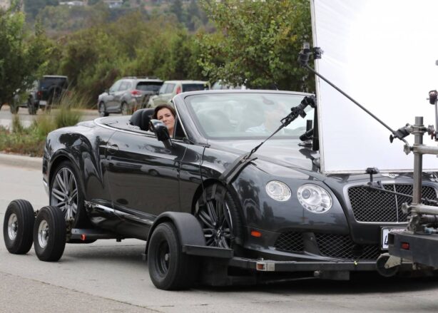 Sarah Solemani - Films a driving scene on the Pacific Coast Highway in Malibu