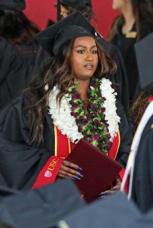 Sasha Obama - Graduates USC in Los Angeles
