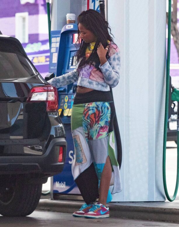 Sasha Obama - Out in Los Angeles