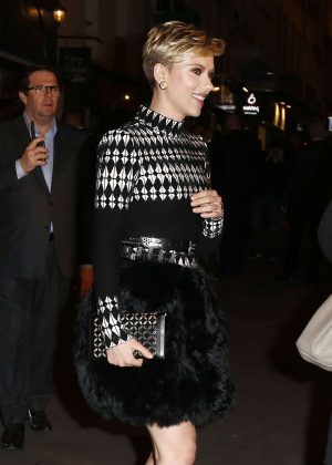 Scarlett Johansson Arrives at 'Ghost in the Shell' Premiere in Paris