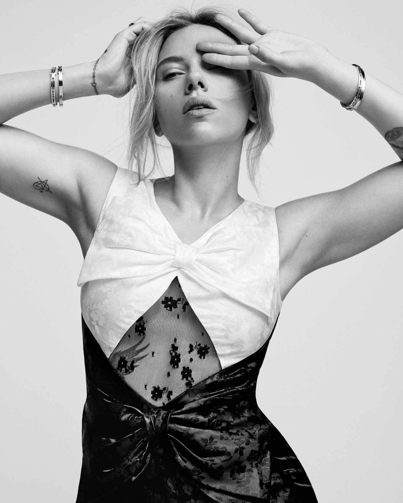 Scarlett Johansson 2019 : Scarlett Johansson  – Elle Magazine Women in Hollywood 2019-01