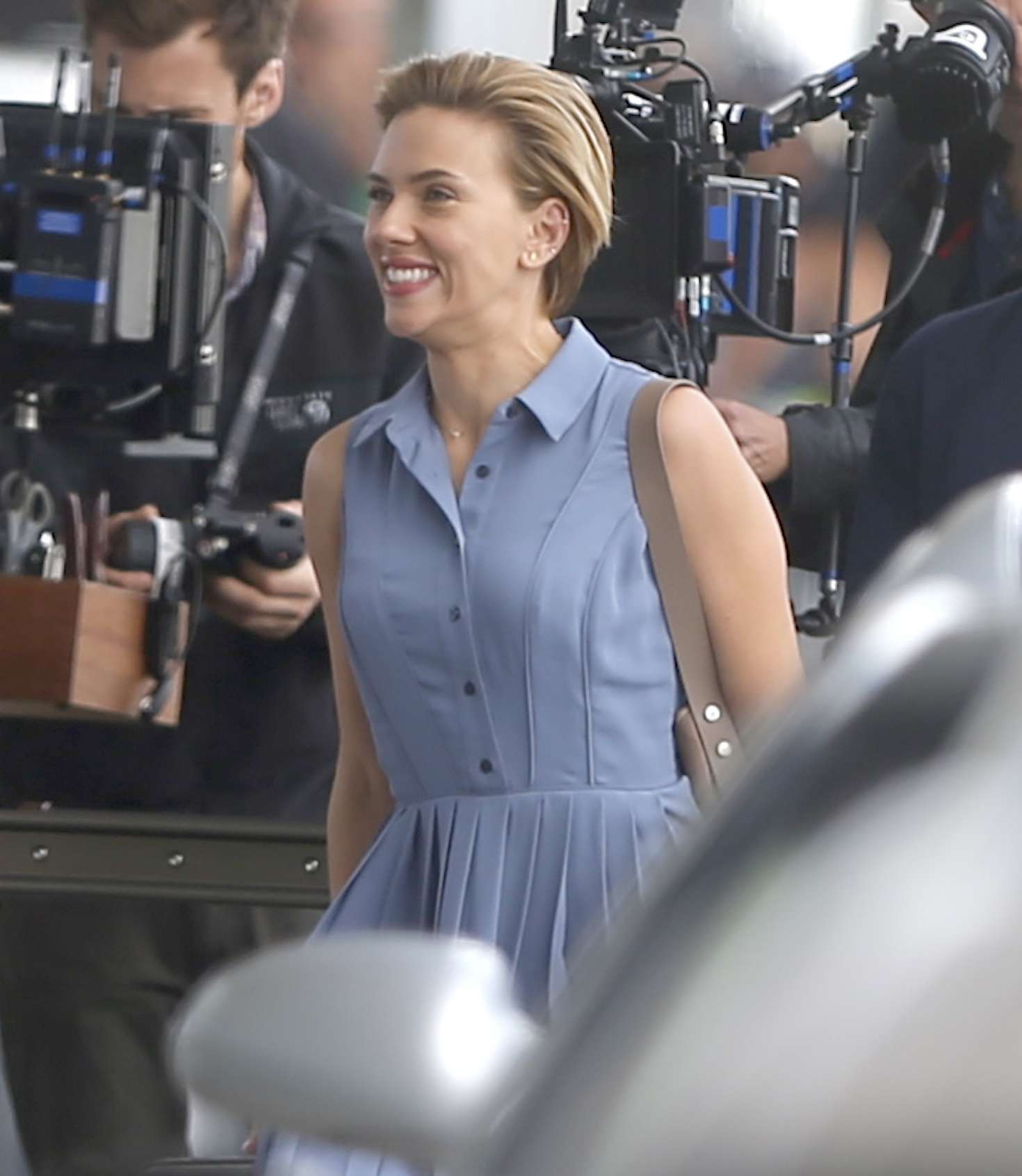 Scarlett Johansson Filming a Scene for 'Rock That Body' at Airport in NYC