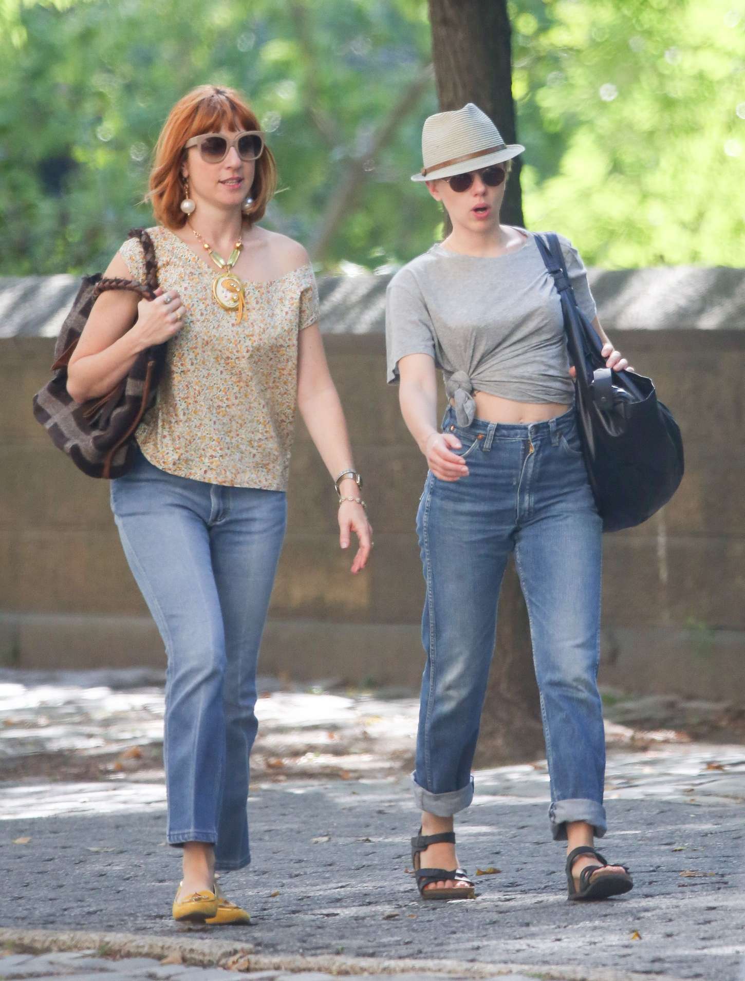 Scarlett Johansson 2015 : Scarlett Johansson in Jeans -01