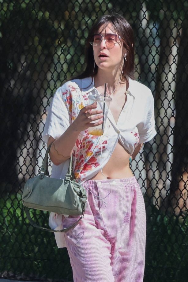 Scout Willis - Seen during a dog stroll in Los Angeles