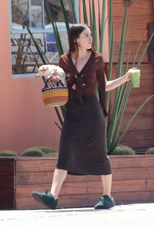 Scout Willis - Seen while out for some green juice in Los Feliz