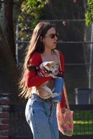 Scout Willis - Wears a red crop top in the park in Glendale