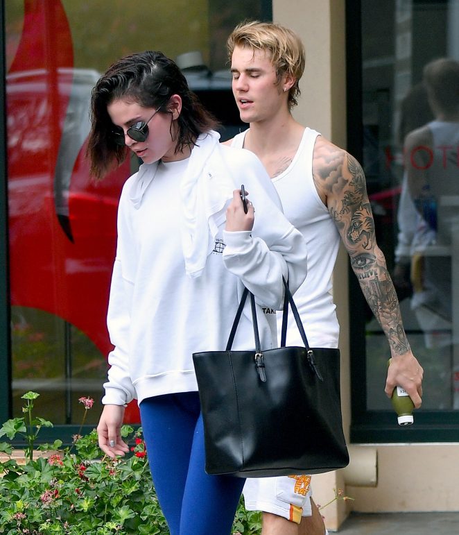 Selena Gomez and Justin Bieber - Lleaving a pilates studio in West Hollywood