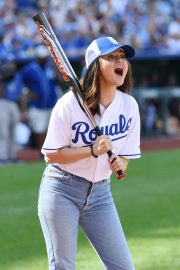Selena Gomez - Big Slick 2019 Softball Game in Kansas City