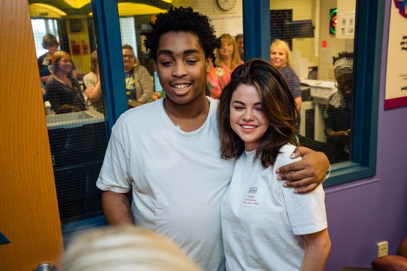 Selena Gomez â€“ Big Slick Celebrity Weekend benefiting Childrenâ€™s Mercy Hospital of Kansas